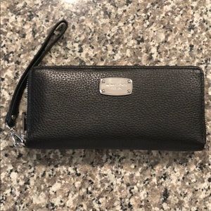 Michael Kors Black Wristlet Wallet